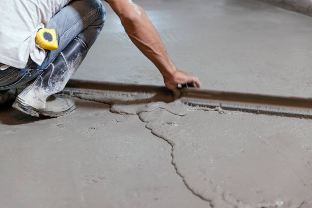 Best Concrete Walkway Installation  in Kearney, MO